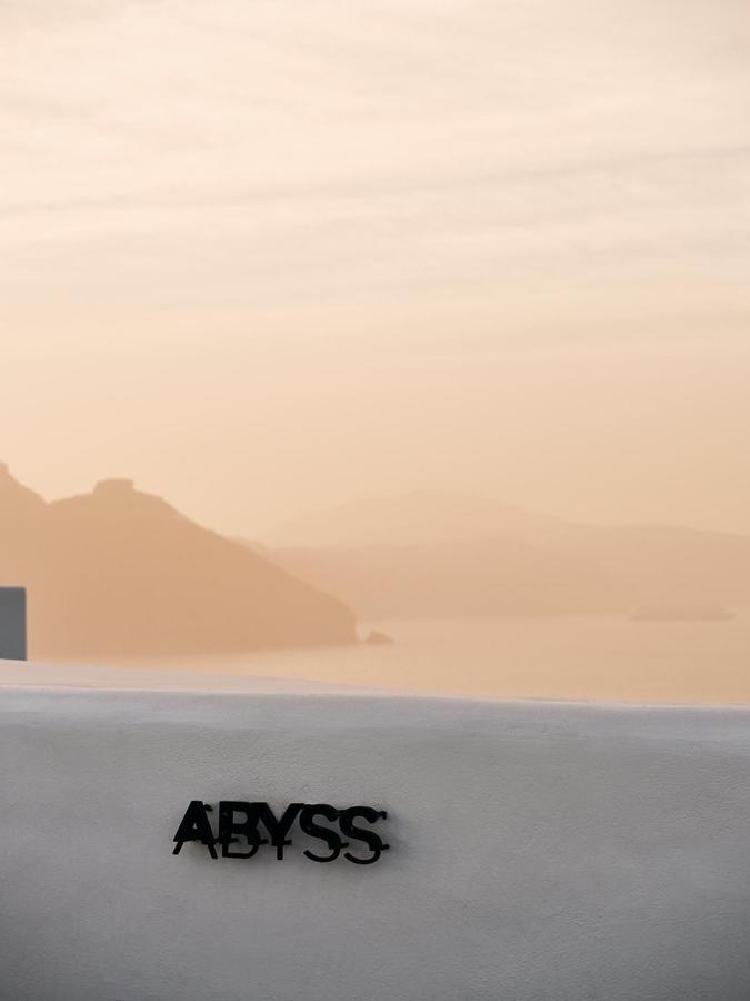 Abyss Hotel เอีย ภายนอก รูปภาพ